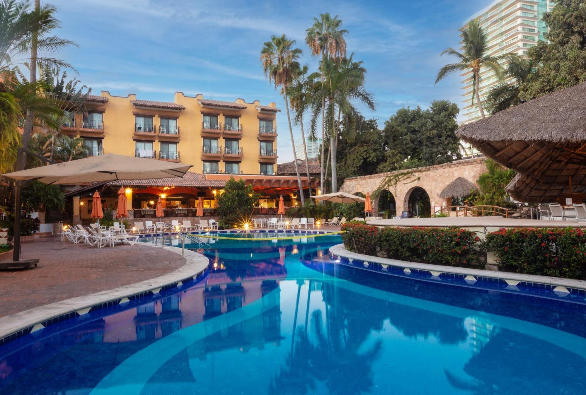 Hacienda Buenaventura Hotel & Mexican Charm Пуэрто-Вальярта Экстерьер фото